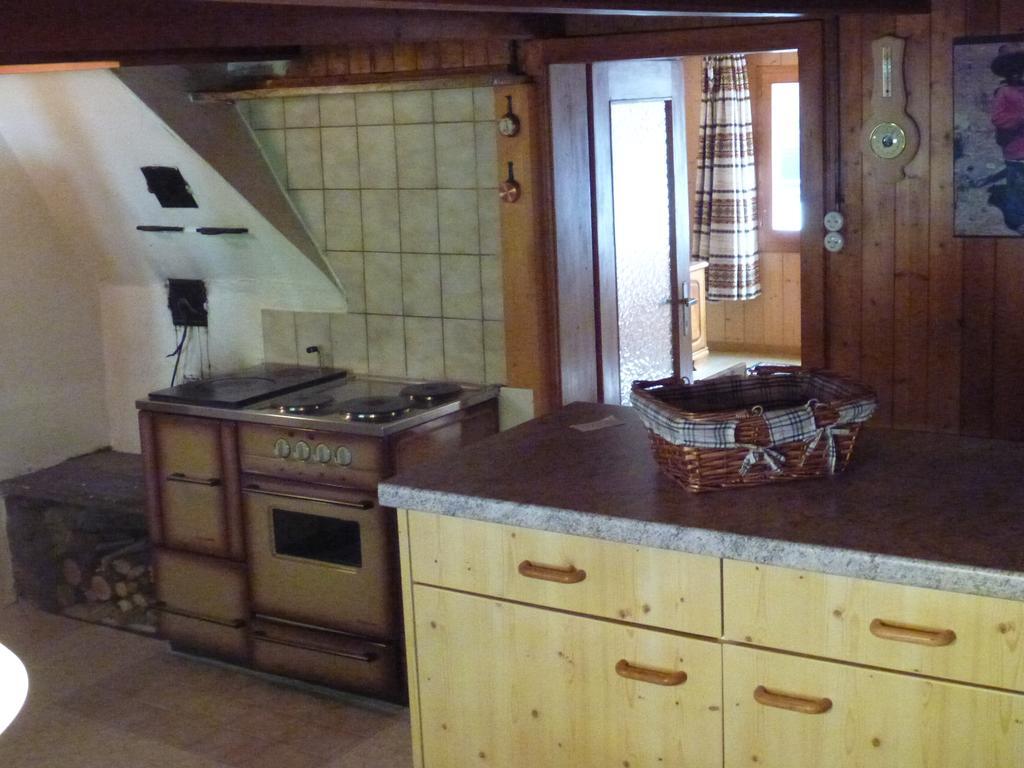 Ferienwohnung Berner Oberland - Guttannen Zimmer foto